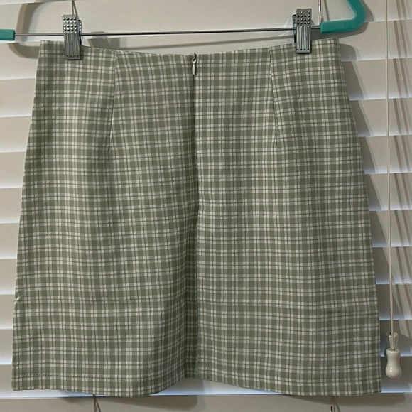 Green Plaid Skirt - Picture 2 of 2